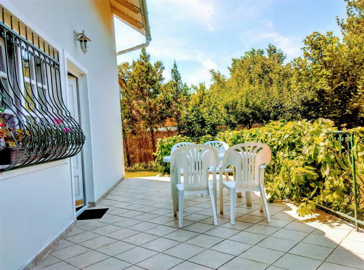 Fesztival Nyaralohaz Apartment Zamárdi Екстериор снимка